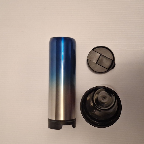 GNBI Bundle Of 2 Tumblers, 1 Water Bottle - Picture 5 of 14